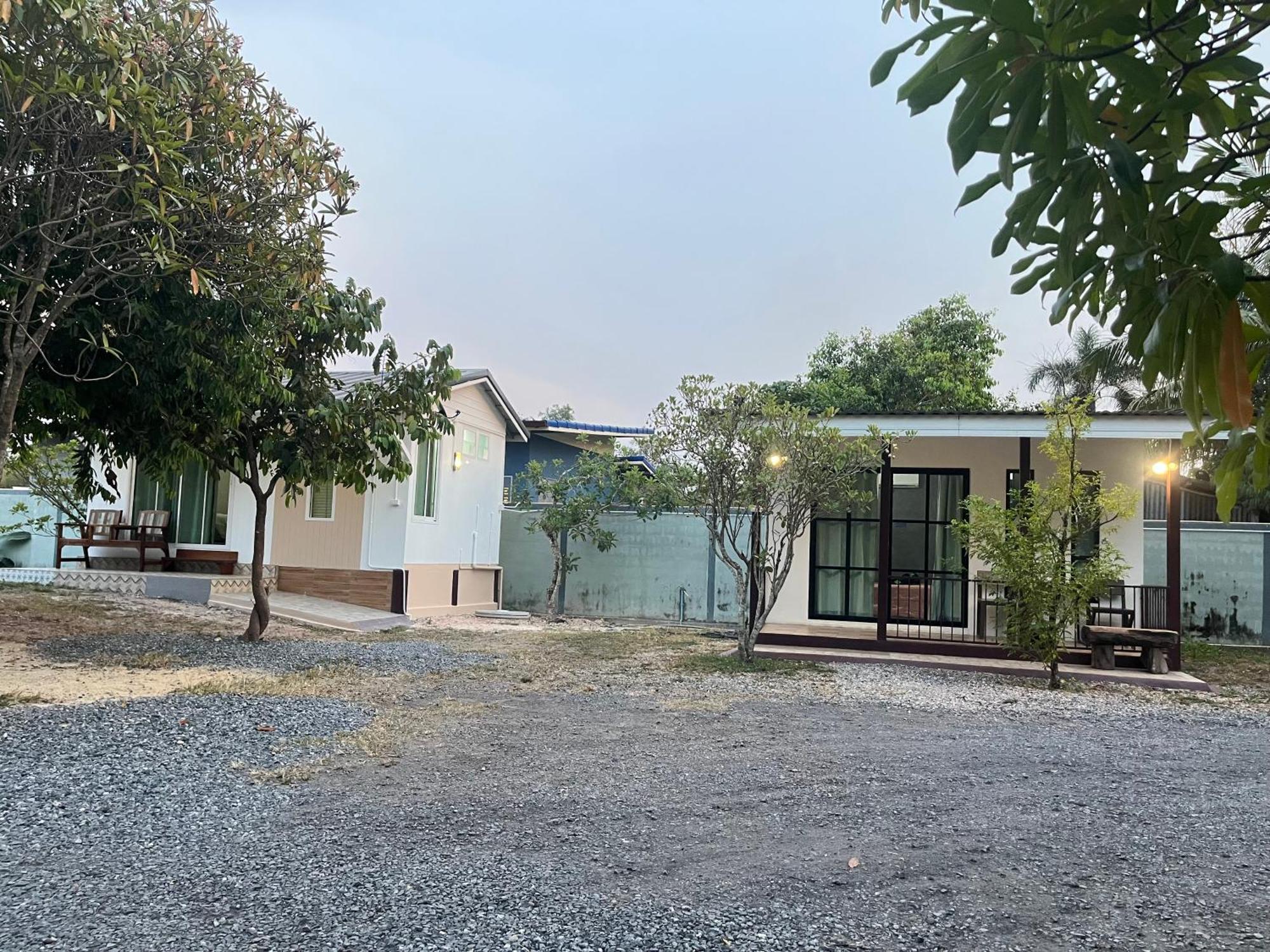 Sangkaset Resort Ban Mong Muang Esterno foto