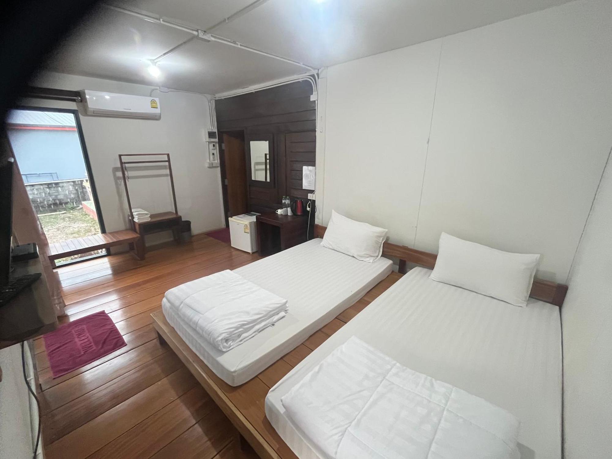 Sangkaset Resort Ban Mong Muang Esterno foto