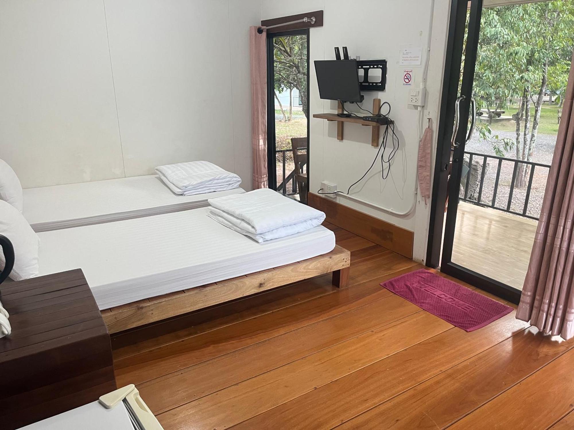 Sangkaset Resort Ban Mong Muang Esterno foto